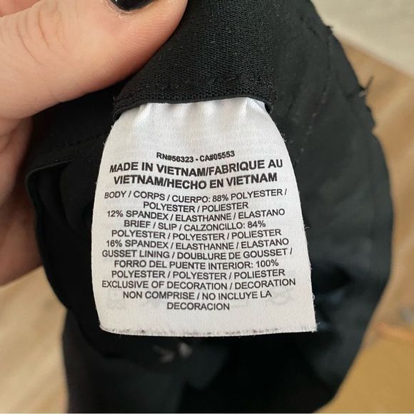 Nike Black Athletic Shorts - Picture 5 of 6